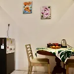 Prima Guest House Sanur - Room A